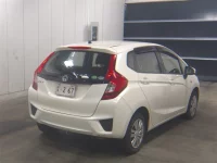 Honda FIT лот № 1091 оценка 3  с аукциона в Японии 4