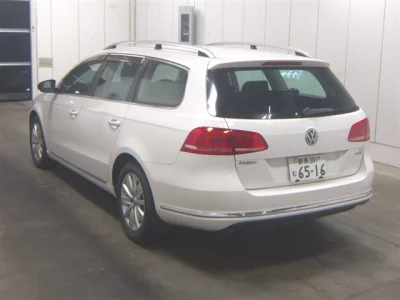 Volkswagen PASSAT VARIANT  с аукциона в Японии