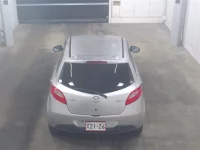 Mazda DEMIO лот № 3052 оценка R  с аукциона в Японии 5