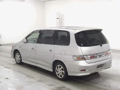 Toyota GAIA  с аукциона в Японии