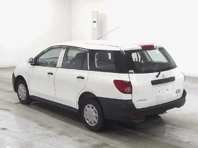 Mitsubishi LANCER VAN  с аукциона в Японии