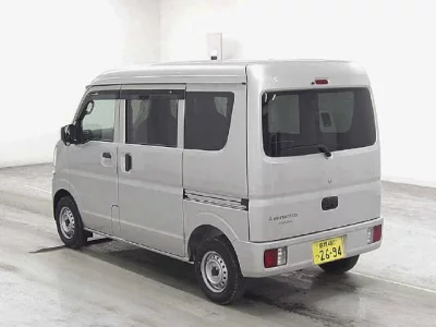 Mitsubishi MINICAB VAN