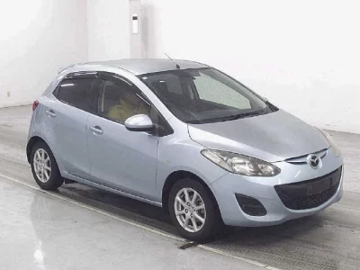 Mazda DEMIO