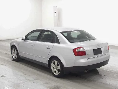 Audi A4  с аукциона в Японии