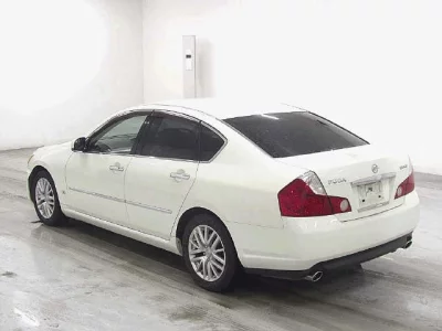 Nissan FUGA  с аукциона в Японии