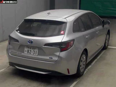 Toyota COROLLA TOURING  с аукциона в Японии