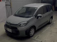 Toyota SIENTA лот № 6135 оценка R  с аукциона в Японии 2