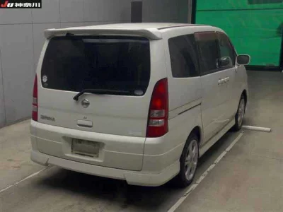 Nissan SERENA  с аукциона в Японии