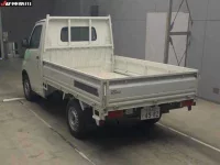 Mazda BONGO лот № 6139 оценка 3.5  с аукциона в Японии 1