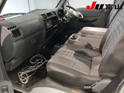 Mazda BONGO VAN  с аукциона в Японии