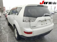Mitsubishi OUTLANDER лот № 1015 оценка R  с аукциона в Японии 1