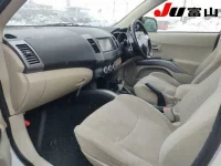 Mitsubishi OUTLANDER лот № 1015 оценка R  с аукциона в Японии 2