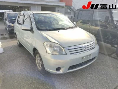 Toyota RAUM
