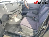 Suzuki JIMNY лот № 1632 оценка R  с аукциона в Японии 2