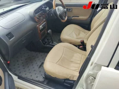 Daihatsu MIRA  с аукциона в Японии