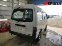 Mazda BONGO VAN лот № 1040 оценка R  с аукциона в Японии 4