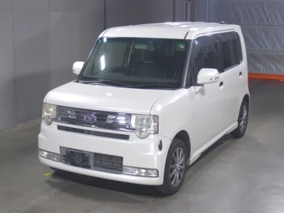 Toyota PIXIS SPACE  с аукциона в Японии