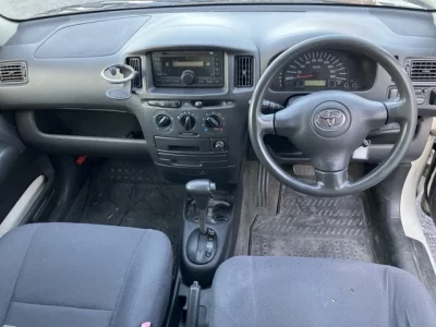 Toyota PROBOX  с аукциона в Японии