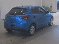 Mazda DEMIO лот № 1823 оценка 3.5  с аукциона в Японии 1