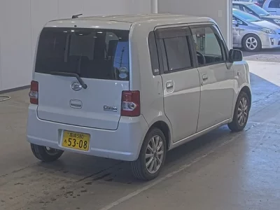 Daihatsu MOVE CONTE