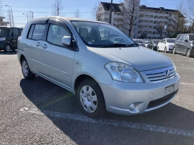 Toyota RAUM