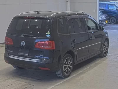 Volkswagen GOLF TOURAN