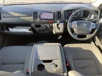 Toyota HIACE VAN лот № 755 оценка 3.5  с аукциона в Японии 2