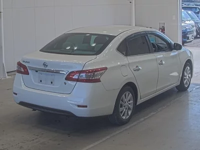 Nissan SYLPHY