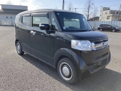 Honda N BOX SLASH
