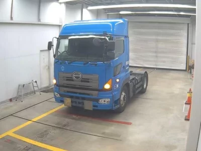 Hino TRUCK