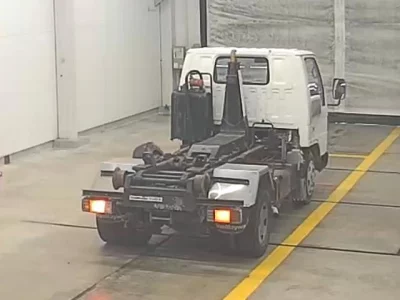 Mazda TITAN  с аукциона в Японии