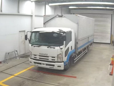 Isuzu FORWARD