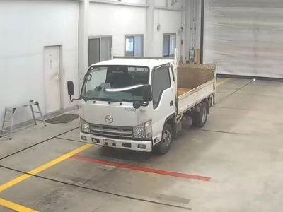 Mazda TITAN  с аукциона в Японии