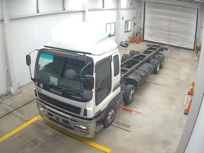 Isuzu TRUCK