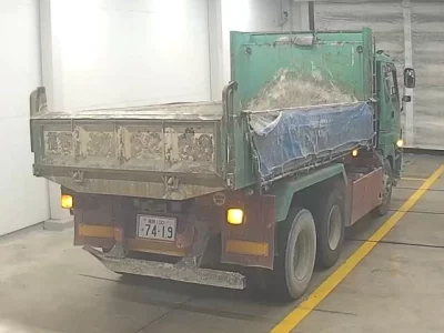 Isuzu TRUCK