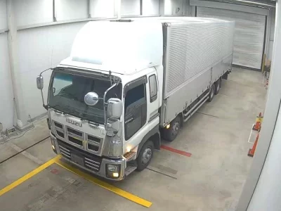 Isuzu TRUCK
