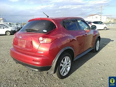 Nissan JUKE  с аукциона в Японии