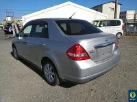 Nissan TIIDA LATIO лот № 18 оценка R  с аукциона в Японии 2