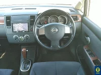 Nissan TIIDA LATIO лот № 18 оценка R  с аукциона в Японии 4