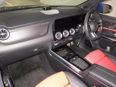 Mercedes-Benz GLA CLASS