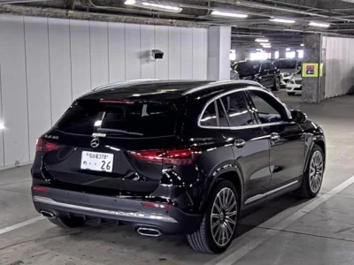 Mercedes-Benz GLA CLASS