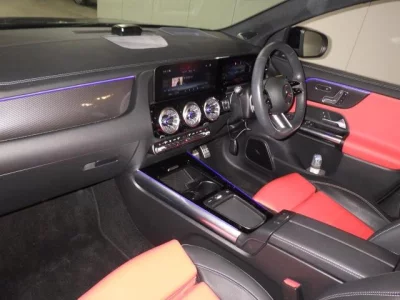 Mercedes-Benz GLA CLASS