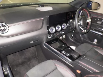 Mercedes-Benz GLA CLASS