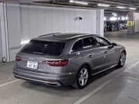 Audi A4 лот № 120 оценка 4.5  с аукциона в Японии 1