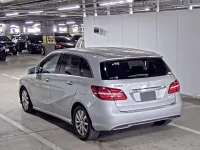Mercedes-Benz B CLASS лот № 809 оценка 4  с аукциона в Японии 4