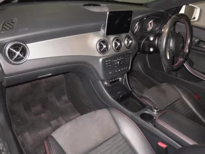 Mercedes-Benz CLA CLASS