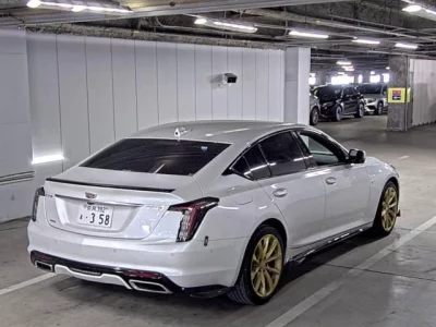 GM CADILLAC CT5  с аукциона в Японии