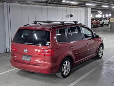 Volkswagen GOLF TOURAN