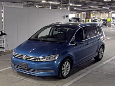 Volkswagen GOLF TOURAN