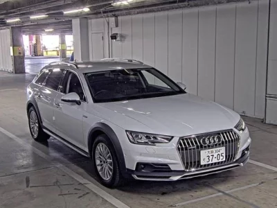 Audi A4  с аукциона в Японии